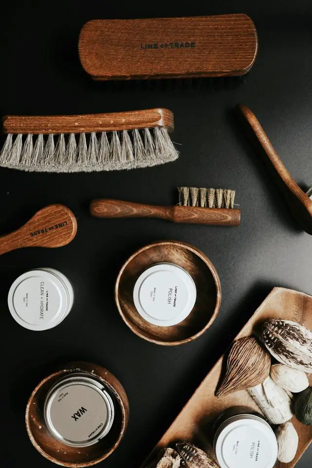 set of beard male brushes and products